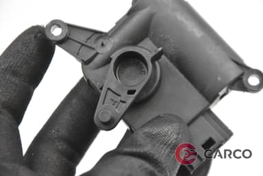 Моторче клапа парно 0132801320 F за VW TOUAREG (7LA, 7L6, 7L7) 2.5 R5 TDI (2002 - 2010)