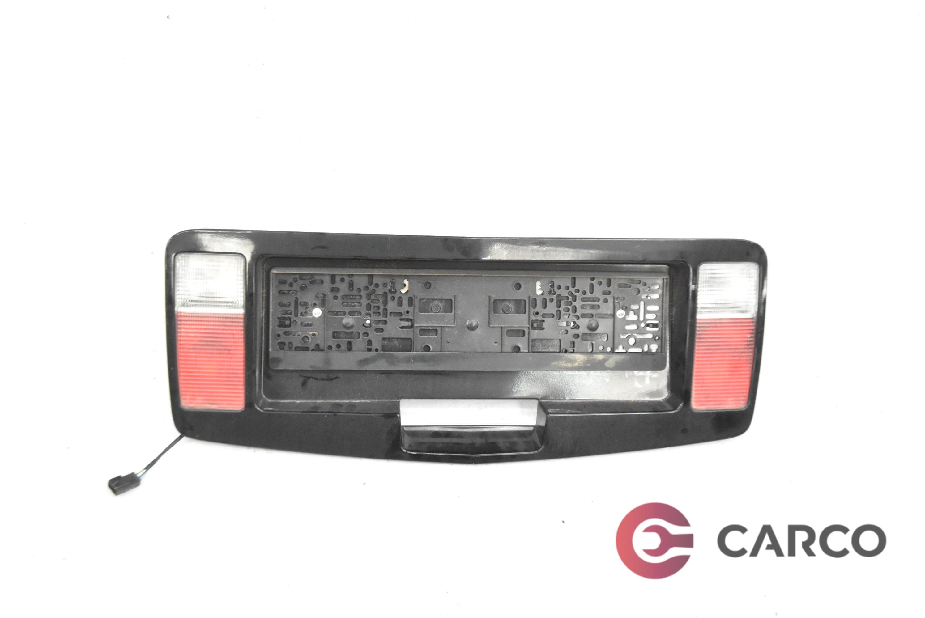 Лайсна около регистрационен номер с стопове за CADILLAC SRX 3.6 AWD (2003 - 2010)