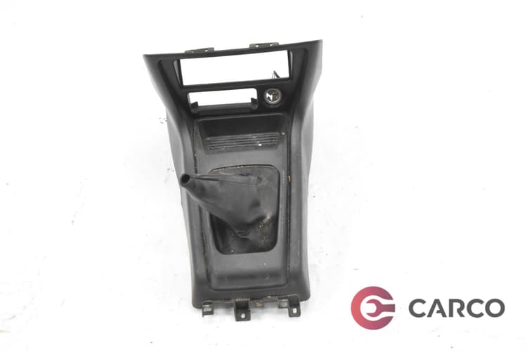 Конзола около скоростен лост за MITSUBISHI PAJERO PININ (H6_W, H7_W, QA) 2.0 GDI (H67W, H77W) (1999 - 2007)