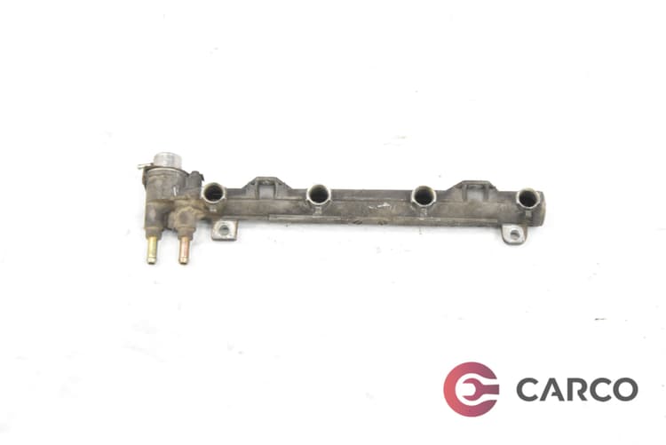 Горивна рейка 036133319 за SEAT LEON (1M1) 1.4 16V (1999 - 2006)
