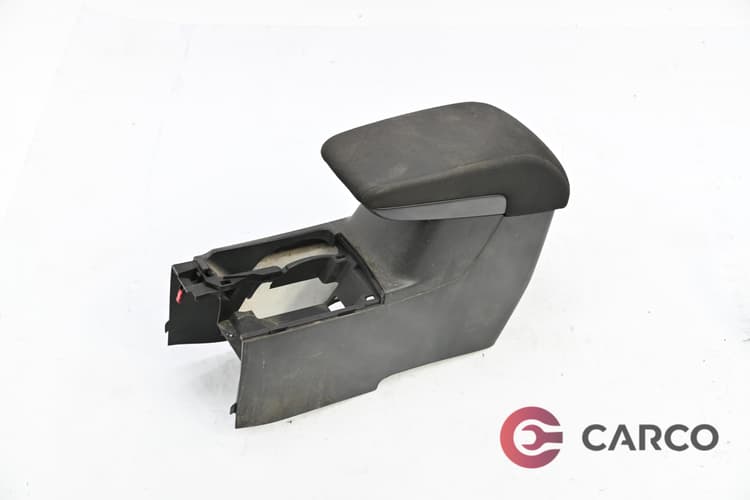 Подлакътник за MITSUBISHI OUTLANDER I (CU_W, ZE, ZF) 2.0 4WD (CU2W) (2001 - 2006)