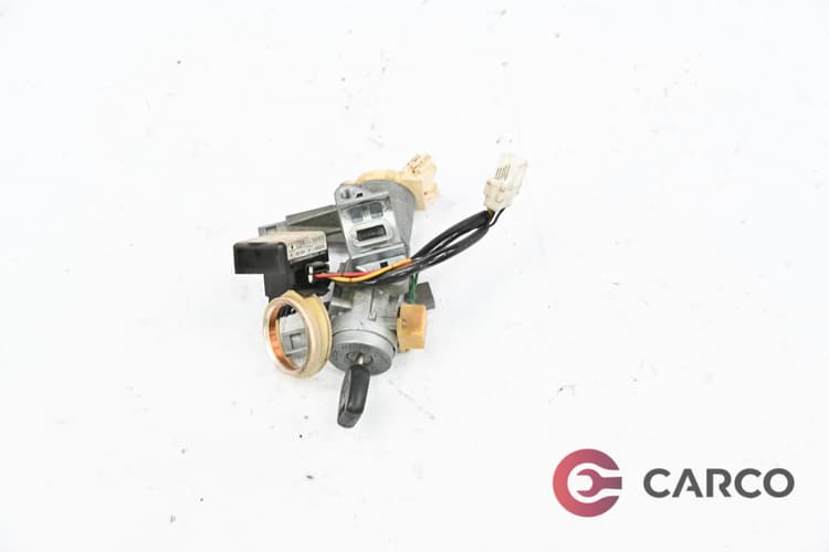 Конзола ключ запалване за MITSUBISHI OUTLANDER I (CU_W, ZE, ZF) 2.0 4WD (CU2W) (2001 - 2006)