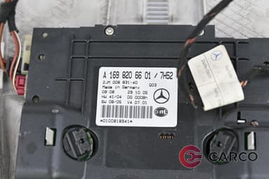 Плафон централен за MERCEDES-BENZ A-CLASS (W169) A 170 (169.032, 169.332) (2004 - 2012)