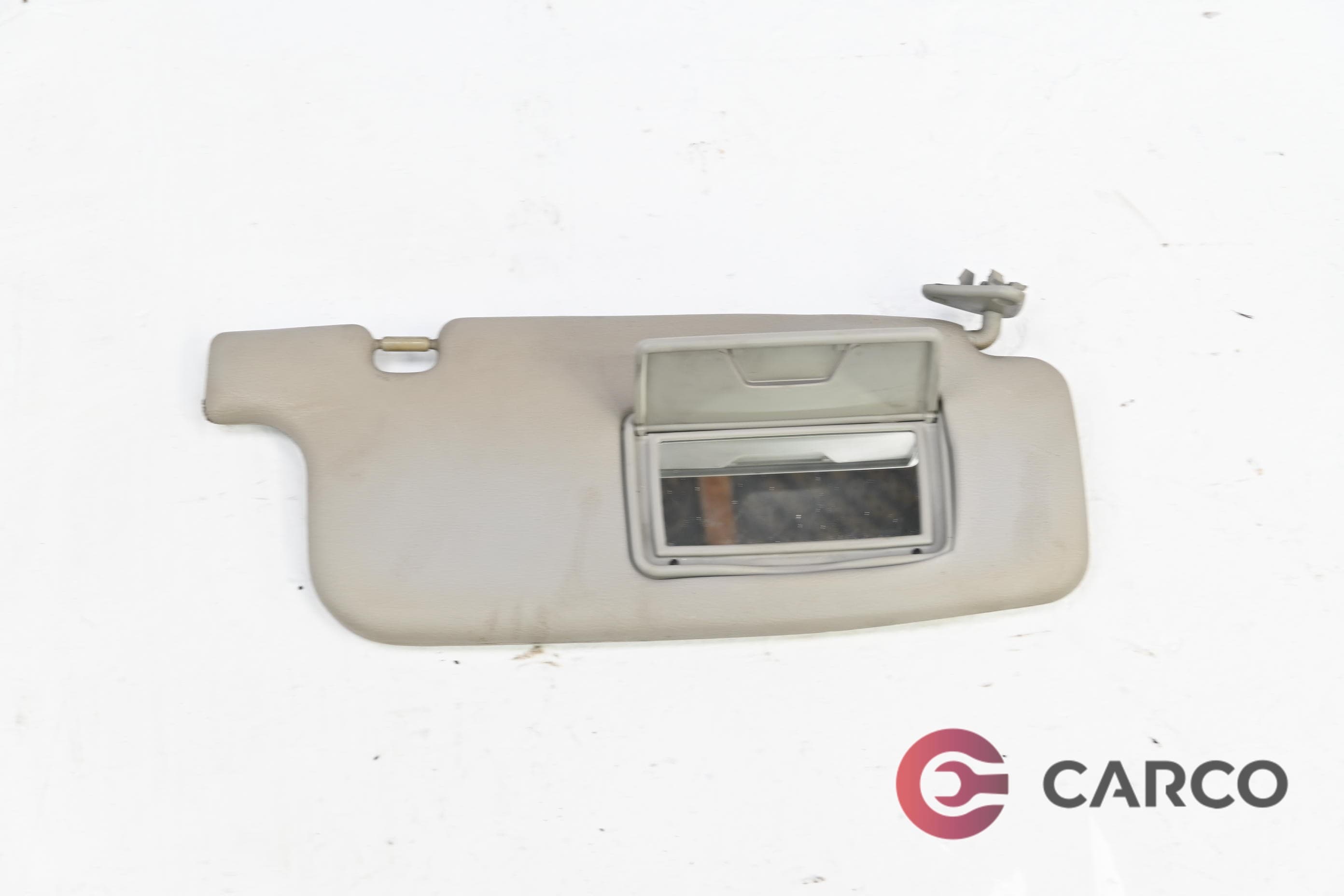 Сенник десен за MITSUBISHI OUTLANDER I (CU_W, ZE, ZF) 2.0 4WD (CU2W) (2001 - 2006)