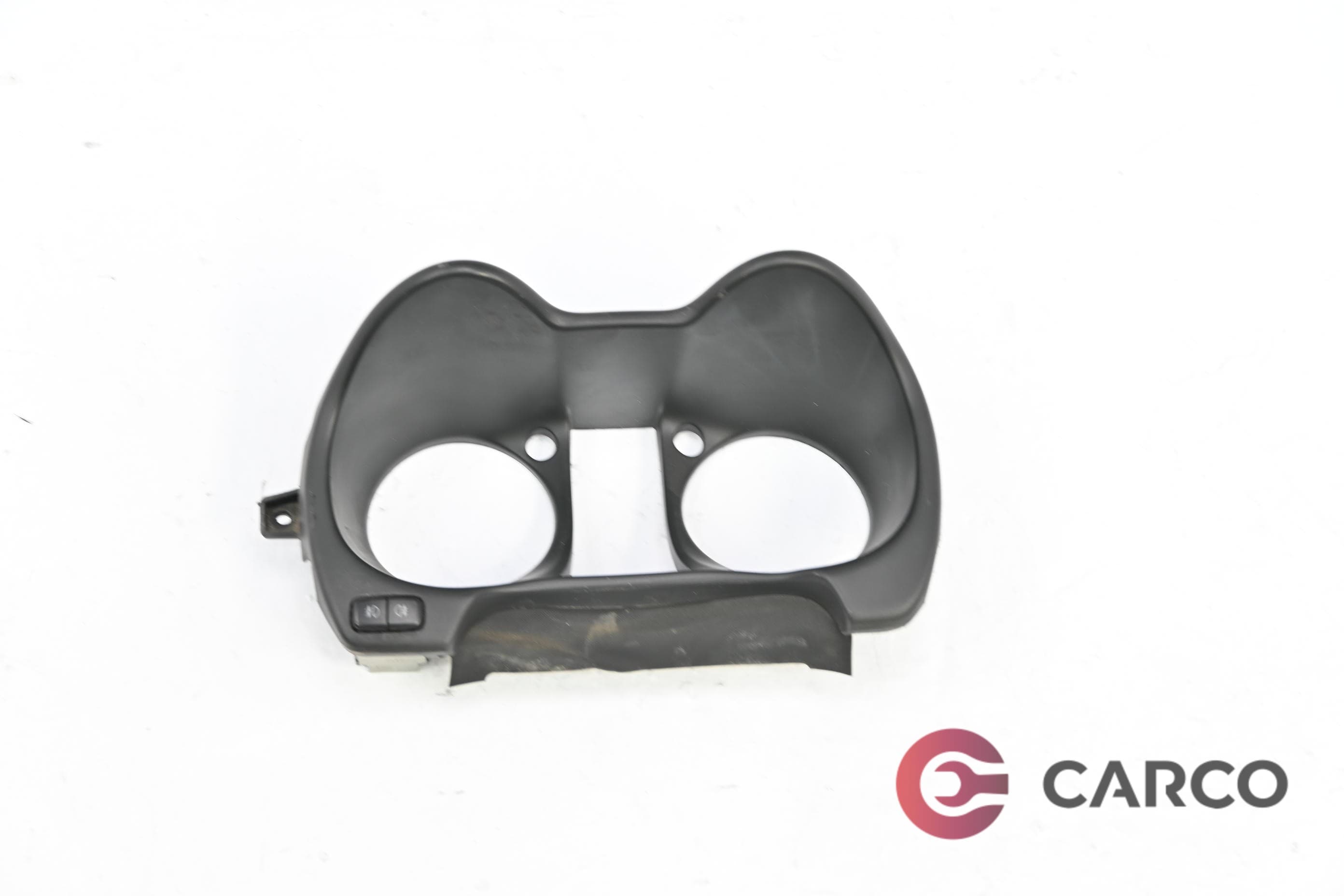 Конзола около километраж за MITSUBISHI OUTLANDER I (CU_W, ZE, ZF) 2.0 4WD (CU2W) (2001 - 2006)