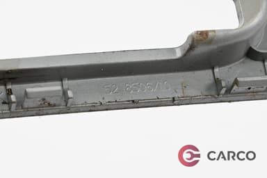 Лайсна около скоростен лост ДЕСЕН ВОЛАН 528506/10 за BMW 1 (E87) 120 d (2003 - 2013)