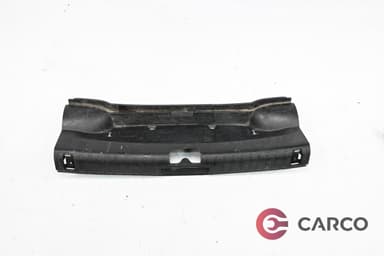 Лайсна около заключалка заден капак за BMW 1 (E87) 120 d (2003 - 2013)