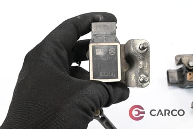 Сензор ниво преден ляв фар A0105427717 за MERCEDES-BENZ CLS (C219) CLS 350 CGI (219.357) (2004 - 2011)