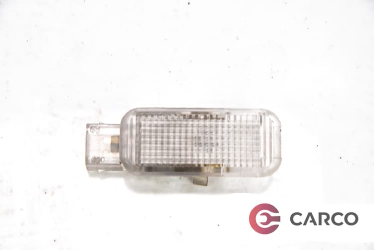 Плафон малък за AUDI A2 (8Z0) 1.4 (2000 - 2005)