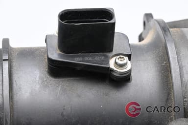Дебитомер 4F0820521 за AUDI A6 седан (4F2, C6) 3.0 TDI quattro (2004 - 2011)