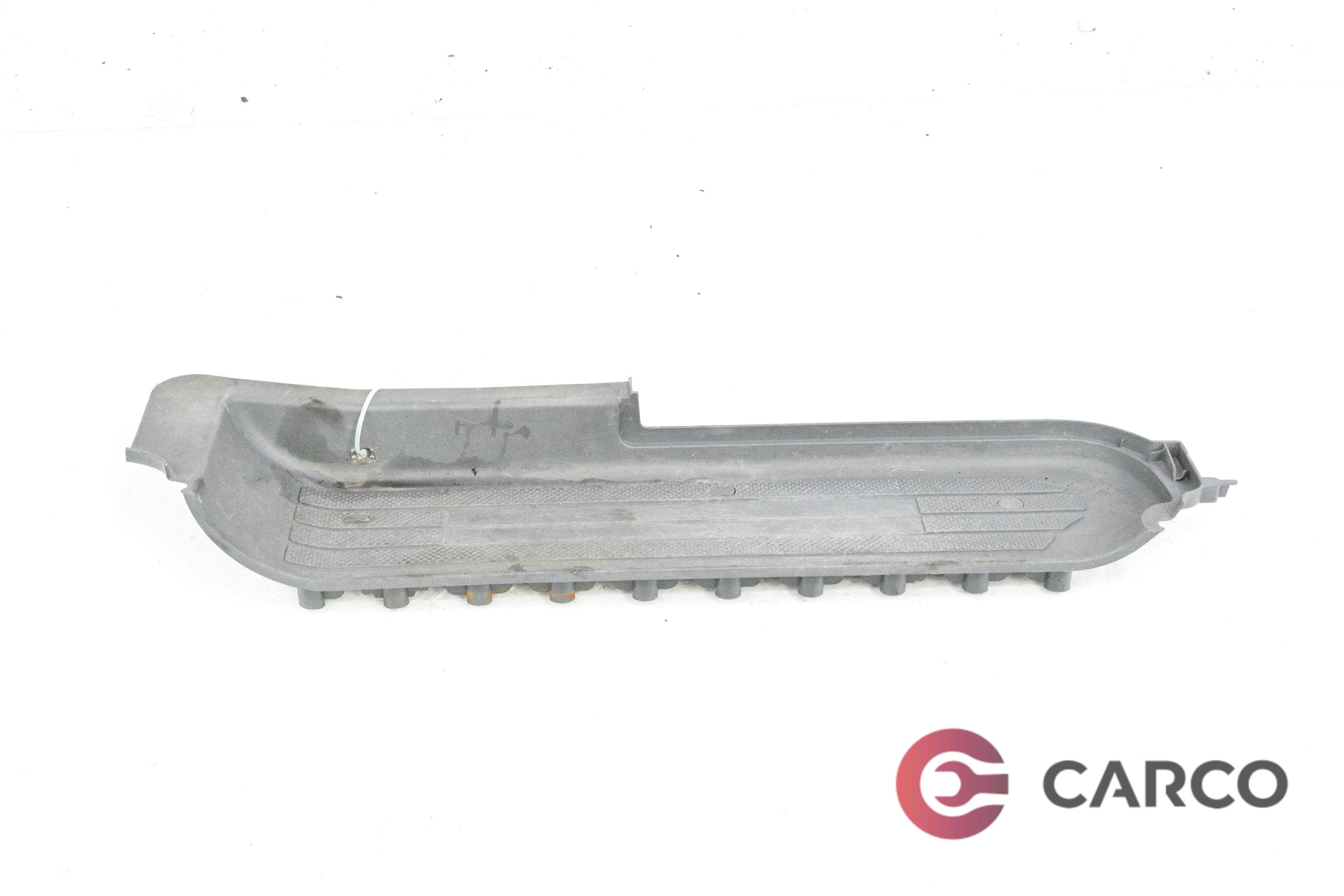 Лайсна вътрешен праг предна лява P0099418 за MERCEDES-BENZ VITO / MIXTO кутия (W639) 109 CDI (2003)