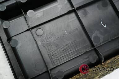 Кора багажник MN151434 за MITSUBISHI LANCER Kombi (CS_W) 1.6 (2003 - 2008)