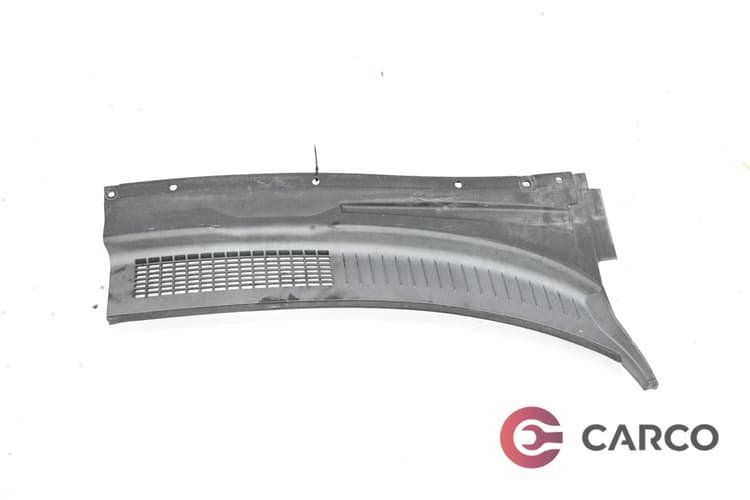 Лайсна под чистачки дясна 0K2FA50780 за KIA CARENS II FACELIFT (RS-LX) 2.0 CRDI (2002)
