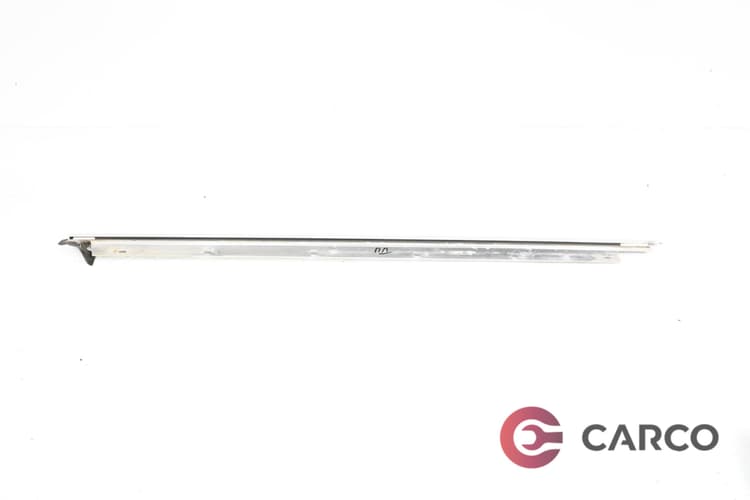 Лайсна врата предна дясна 4A0853284E за AUDI A6 седан (4A, C4) 2.6 (1994 - 1997)