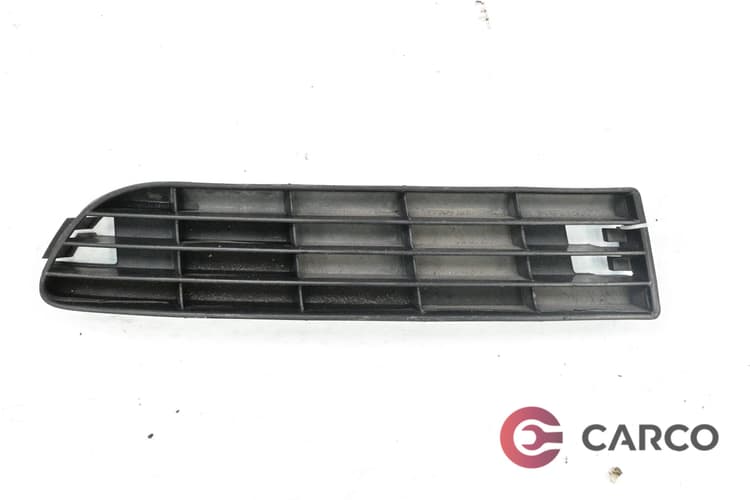 Декоративна решетка лява 4A0807345J за AUDI A6 седан (4A, C4) 2.6 (1994 - 1997)