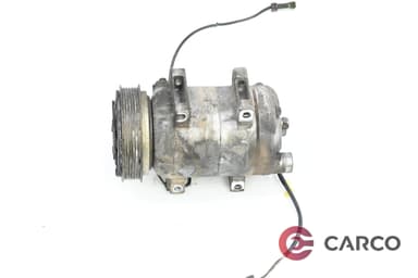 Компресор климатик 4A0260805AD за AUDI A6 седан (4A, C4) 2.6 (1994 - 1997)