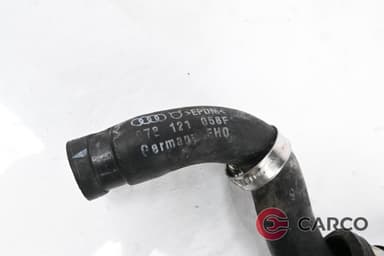 Воден маркуч 078121058F за AUDI A6 седан (4A, C4) 2.6 (1994 - 1997)