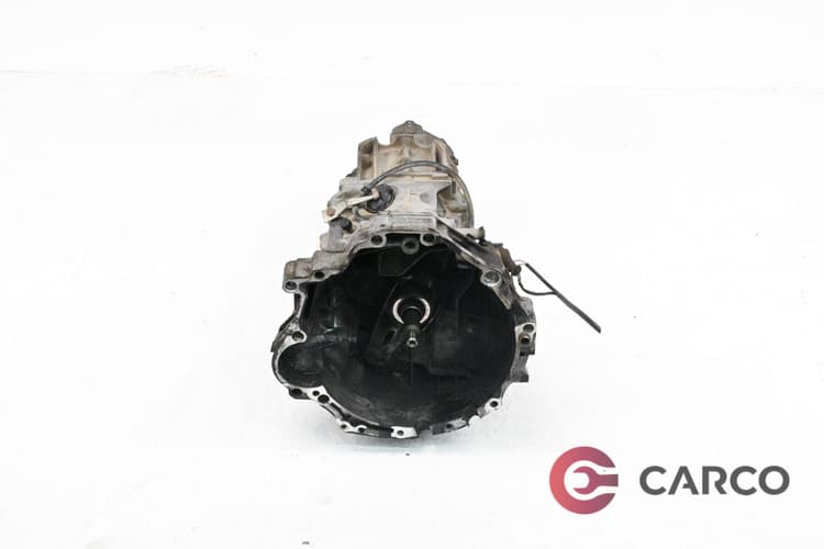 5 Степенна ръчна скоростна кутия CODE:012301103L за AUDI A6 седан (4A, C4) 2.6 (1994 - 1997)