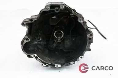 5 Степенна ръчна скоростна кутия CODE:012301103L за AUDI A6 седан (4A, C4) 2.6 (1994 - 1997)