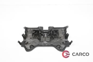 Кора двигател A2045200823 за MERCEDES-BENZ C-CLASS седан (W204) C 320 CDI (204.022) (2007 - 2014)