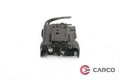 Плюсова клема A2045403850 за MERCEDES-BENZ C-CLASS седан (W204) C 320 CDI (204.022) (2007 - 2014)