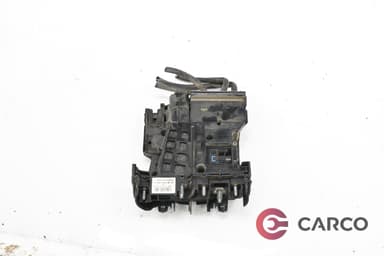 Плюсова клема A2045403850 за MERCEDES-BENZ C-CLASS седан (W204) C 320 CDI (204.022) (2007 - 2014)