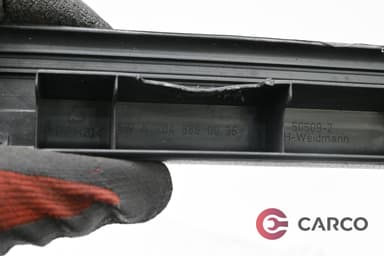 Интериорна лайсна вътрешен праг А2046860036 за MERCEDES-BENZ C-CLASS седан (W204) C 320 CDI (204.022) (2007 - 2014)