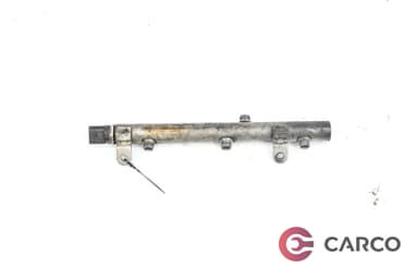 Горивна рейка дясна A6420702595 за MERCEDES-BENZ C-CLASS седан (W204) C 320 CDI (204.022) (2007 - 2014)