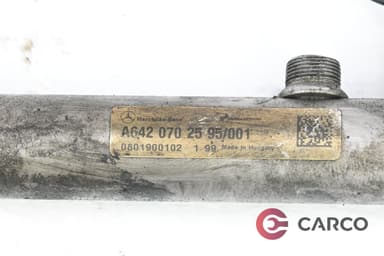 Горивна рейка дясна A6420702595 за MERCEDES-BENZ C-CLASS седан (W204) C 320 CDI (204.022) (2007 - 2014)