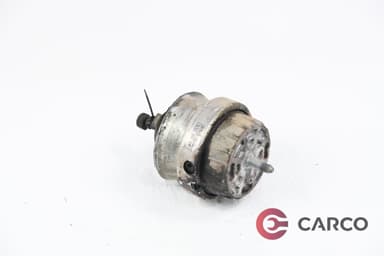 Тампон двигател 4F0199382 за AUDI A6 седан (4F2, C6) 2.0 TFSI (2004 - 2011)