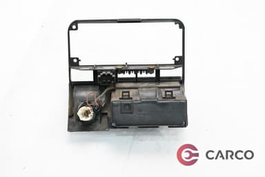 Централна конзола 1H1857305 за VW VENTO седан (1H2) 1.9 TD (1991 - 1998)