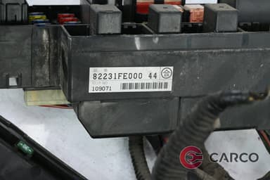 Екстериорна лайсна дясна 57775-FE000 за SUBARU IMPREZA комби (GF) 2.0 i 16V AWD (1992 - 2000)