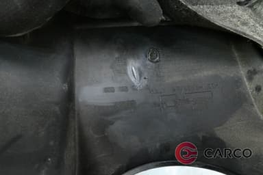 Декоративен капак двигател 070103926A за VW TOUAREG (7LA, 7L6, 7L7) 2.5 R5 TDI (2002 - 2010)