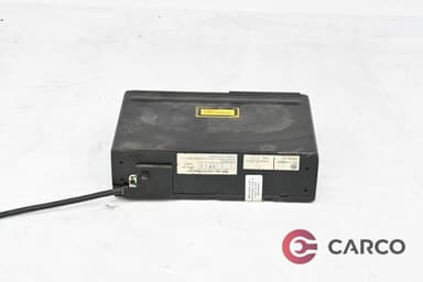 CD чейнджър 1J6035111 за VW TOUAREG (7LA, 7L6, 7L7) 2.5 R5 TDI (2002 - 2010)