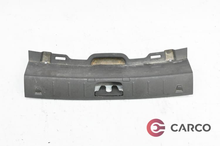 Лайсна около заключалка заден капак за VOLVO S40 II седан (MS) 2.4 (2004)