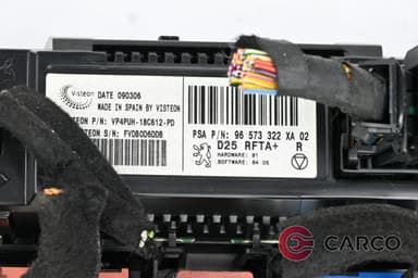 Панел копчета 96573322 за PEUGEOT 407 купе (6C_) 2.2 16V (2005)