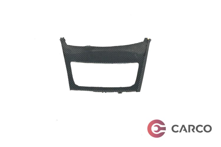 Лайсна около поставка чаши за BMW 1 купе (E82) 123 d (2007 - 2013)