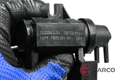 Вакуум клапан 70206301 за BMW 1 купе (E82) 123 d (2007 - 2013)