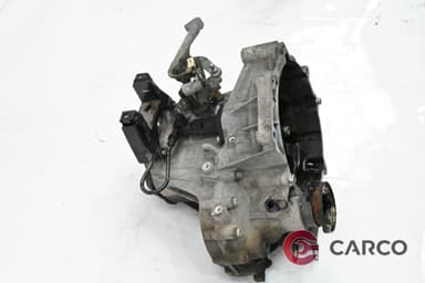 5 Степенна ръчна скоростна кутия CODE:021301103 за VW FOX (5Z1, 5Z3) 1.2 (2003)