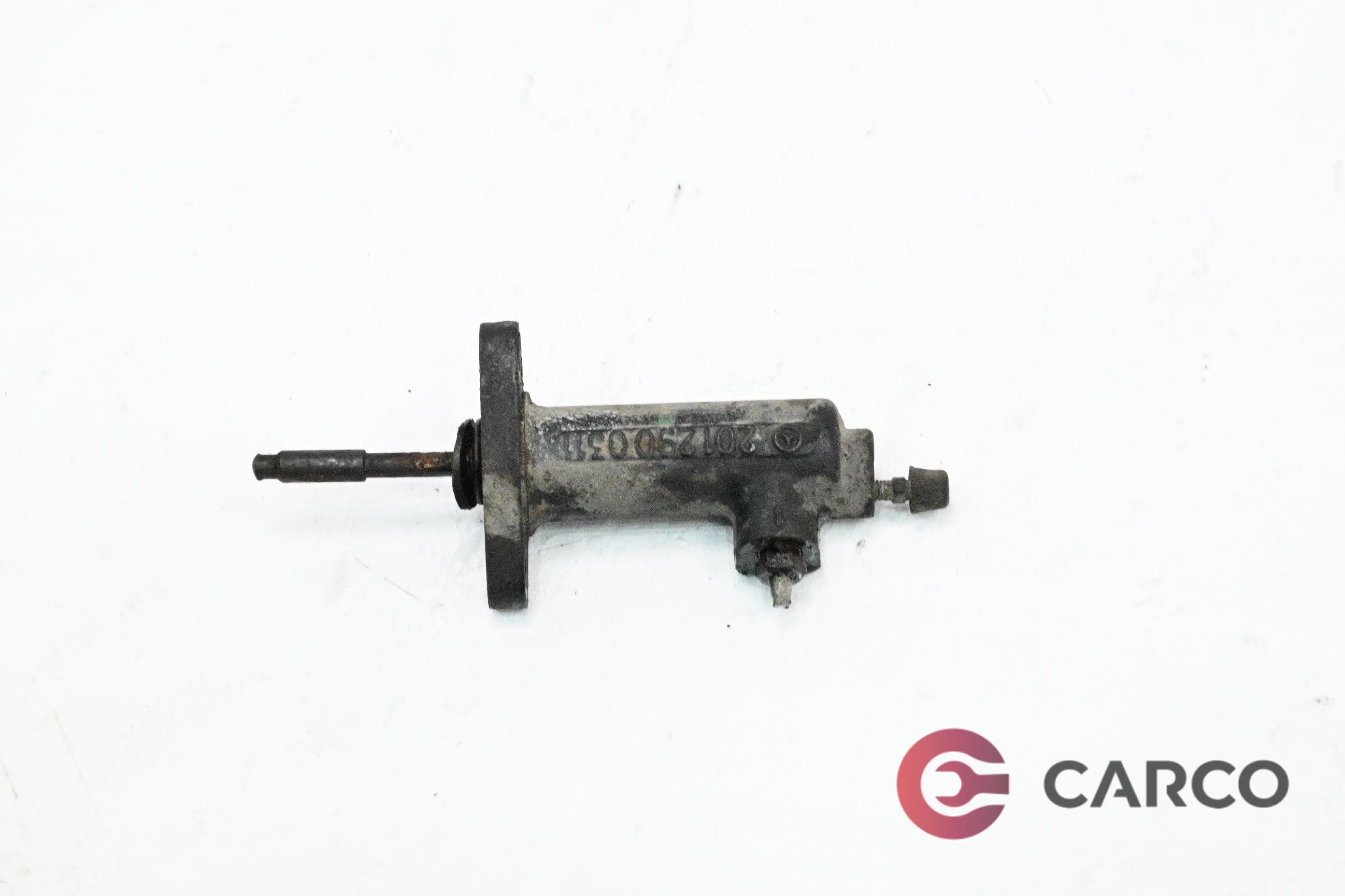 Долна помпа съединител 2012900311 за MERCEDES-BENZ 190 седан (W201) D 2.0 (201.122) (1982 - 1993)