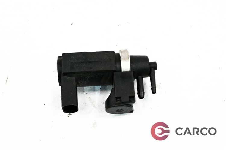 Вакуум клапан 059906628A за AUDI A8 седан (4E_) 3.0 TDI quattro (2002 - 2010)