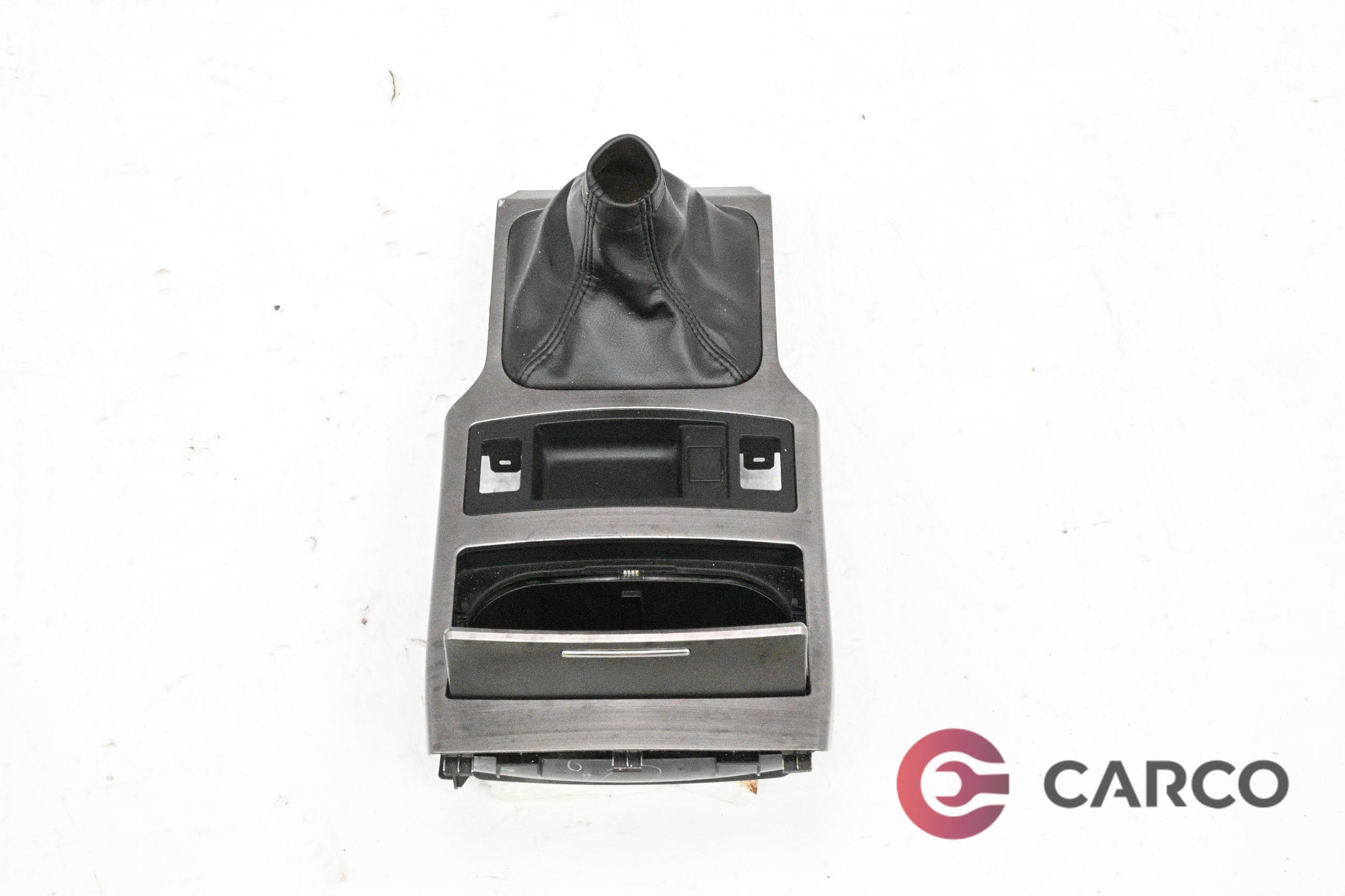 Конзола около скоростен лост за SUBARU LEGACY V седан (BM, BR) 2.0 D AWD (2009)