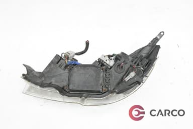 Фар десен ксенонов с баласт за SUBARU LEGACY V седан (BM, BR) 2.0 D AWD (2009)
