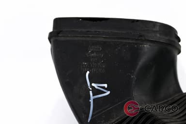 Въздуховод десен 07L129740 за AUDI A6 Avant (4F5, C6) 5.2 S6 quattro (2005 - 2011)