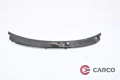 Лайсна под чистачки 4F1819403 за AUDI A6 Avant (4F5, C6) 5.2 S6 quattro (2005 - 2011)