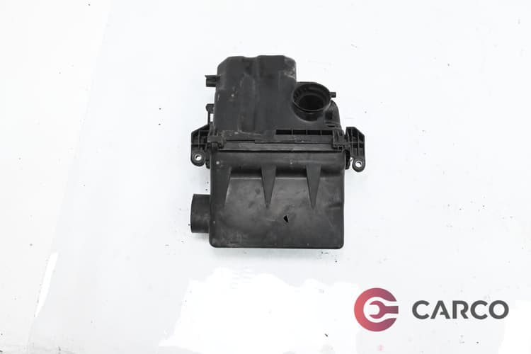 Кутия въздушен филтър за TOYOTA YARIS/VITZ (SCP9_, NSP9_, KSP9_, NCP9_, ZSP9_) 1.3 VVT-i (2005)