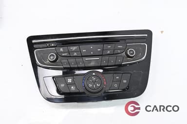 Радио CD и управление климатик за PEUGEOT 508 1.6 HDi (2010)