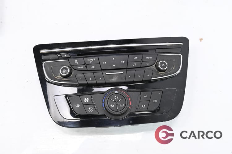 Радио CD и управление климатик за PEUGEOT 508 1.6 HDi (2010)