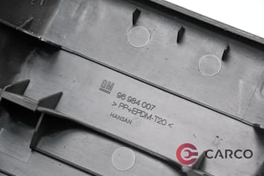 Конзола подлакътник задна част 96984007 за CHEVROLET CRUZE хетчбек (J305) 1.6 (2011)