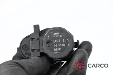 Моторче клапа парно 6942987 (4) за BMW 5 Touring (E61) 530 d (2004 - 2010)